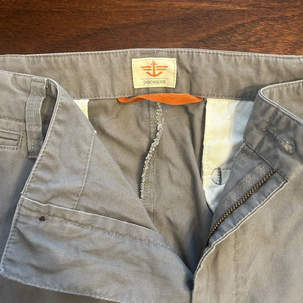 Dockers Men's Straight Fit Gray Jeans 34-30 - Picture 4 of 7